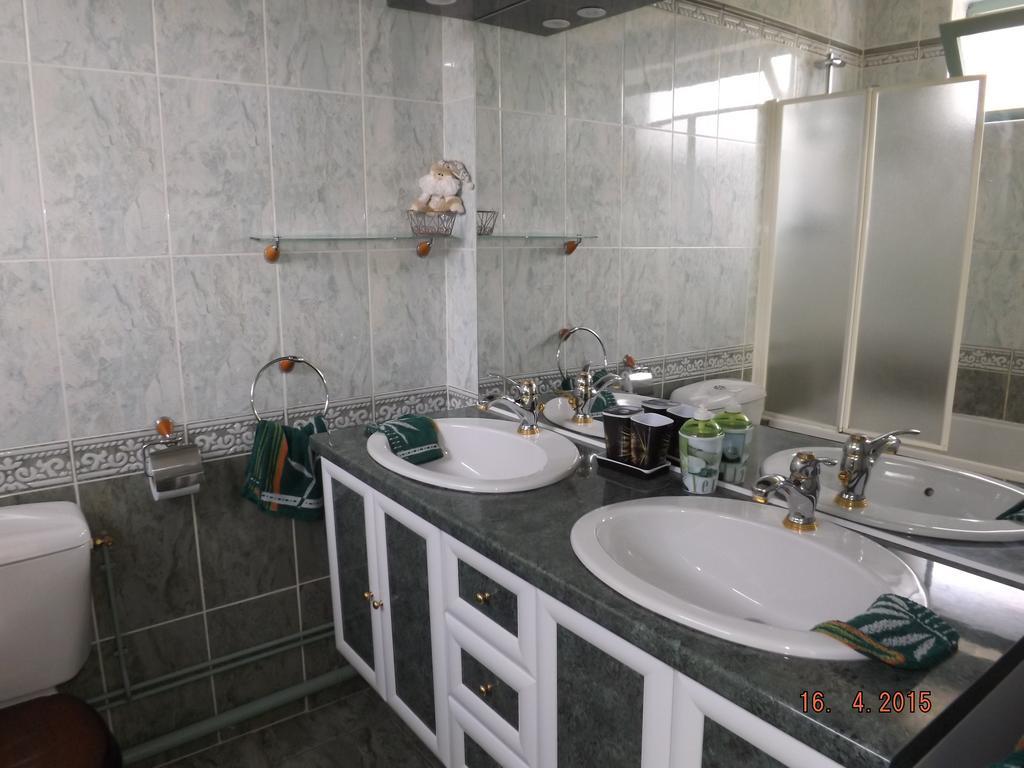 Au Chti Normand Bed & Breakfast Hermanville-sur-Mer Bilik gambar